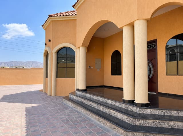 Luxury Villa for Rent in Al Rumailah, Fujairah
