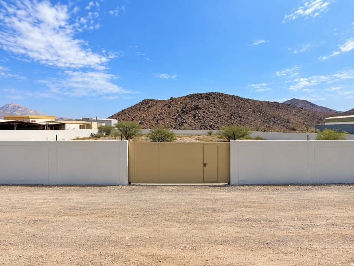 Industrial Land warehouses for Sale in Al Hail Industrial Area – Fujairah
