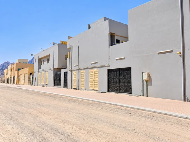 For Rent Labour Accommodation – Dibba Industrial Area, Dibba Al-Fujairah – 50 Rooms + 40 Bathrooms + 8 Kitchens– Fully Furnished