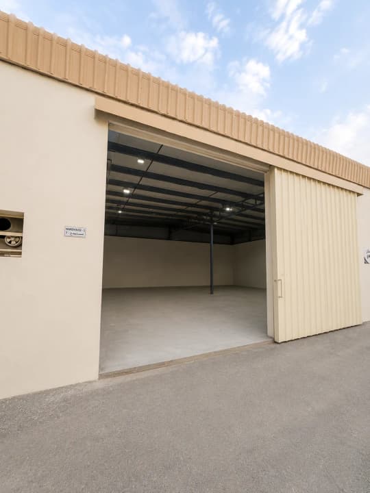For Rent Warehouse Area: 250 m² in Al Hail Industrial – Fujairah